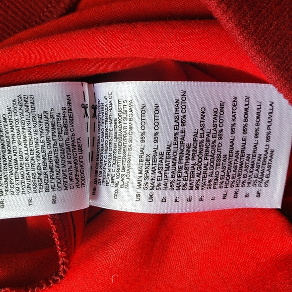 Adidas Floral Skirt in Red, Size Small - Picture 8 of 9